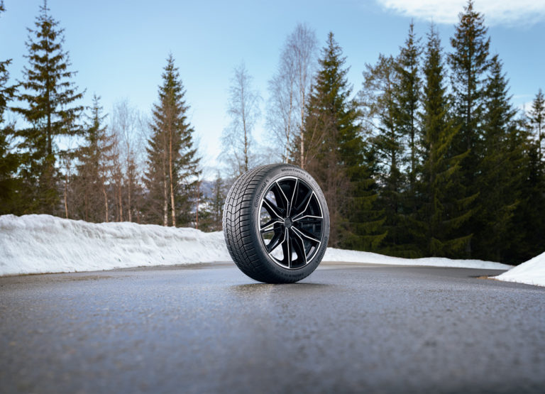 Új téli gumiabroncsok 2024: A Continental WinterContact 8 S a nagyteljesítményű autók új mércéje lesz