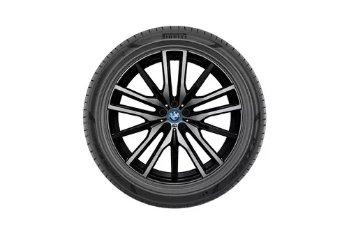 Pirelli P ZERO - 8