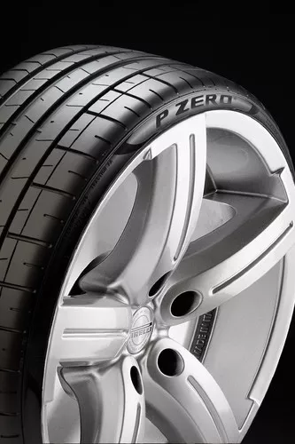 Pirelli P ZERO - 12